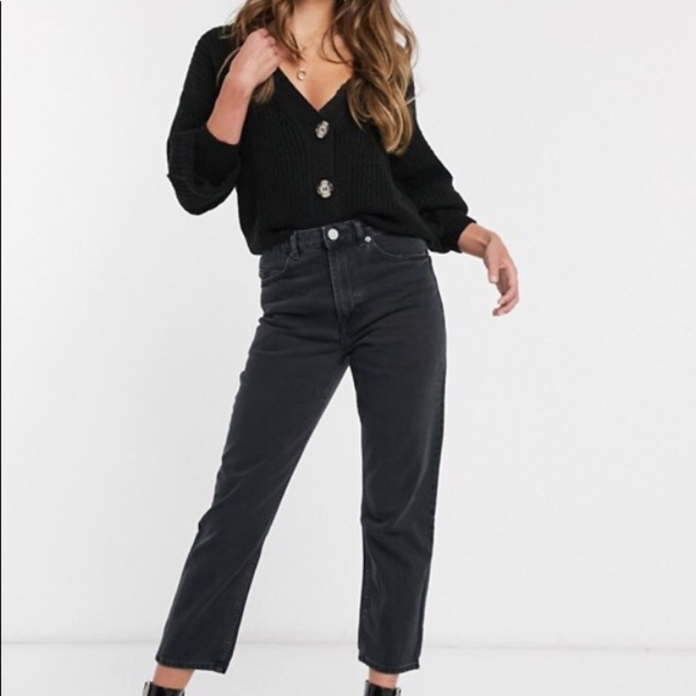 ASOS DESIGN highwaisted straight leg jeans